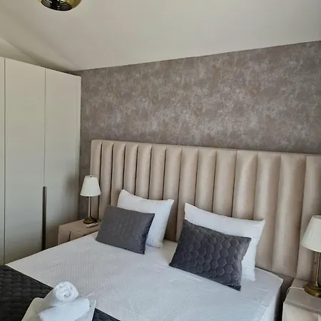 Nika A5 * Brodarica (Sibenik-Knin)